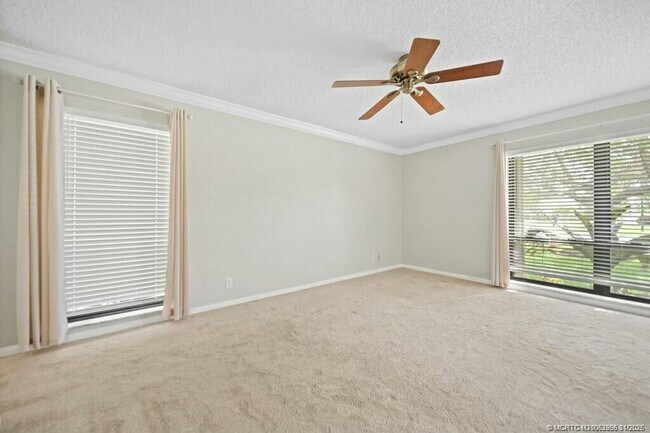 Building Photo - 4181 SW Egret Pond Terrace