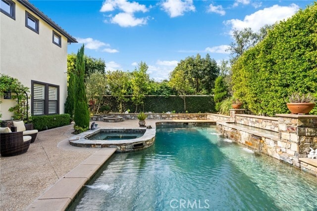 Building Photo - 15 Calle Angelitos