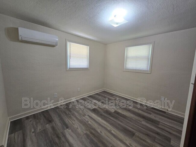 Building Photo - 506 Eden Terrace