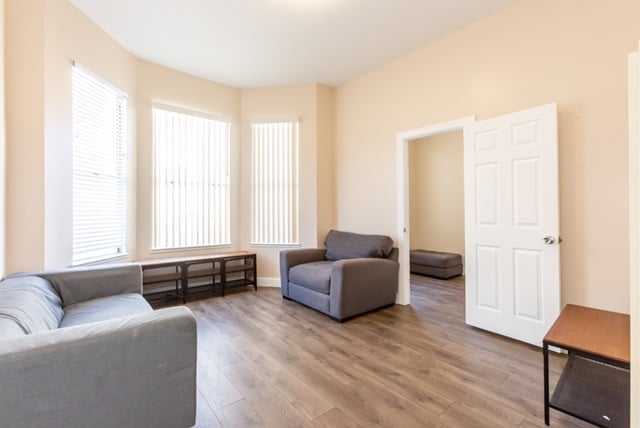 Building Photo - 89 Elgin Park