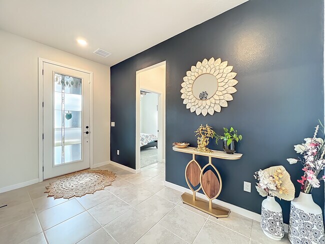 Building Photo - 1021 Savannah Palms Blvd