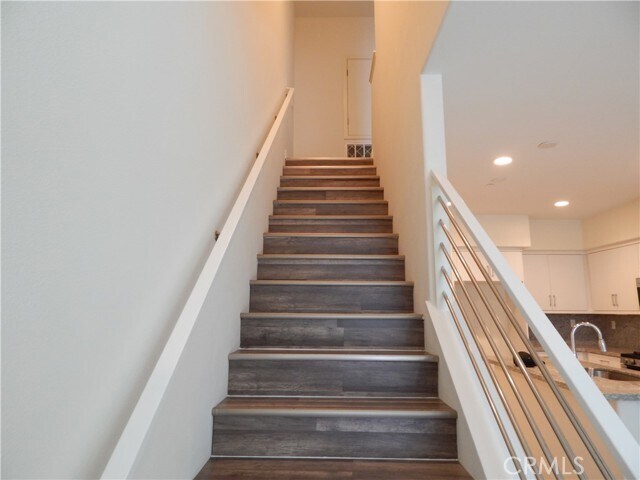 Building Photo - 9046 Garvey Ave