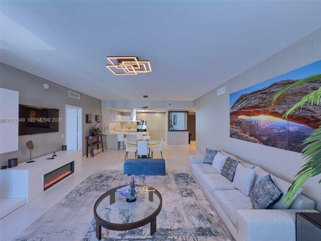 Building Photo - 17111 Biscayne Blvd