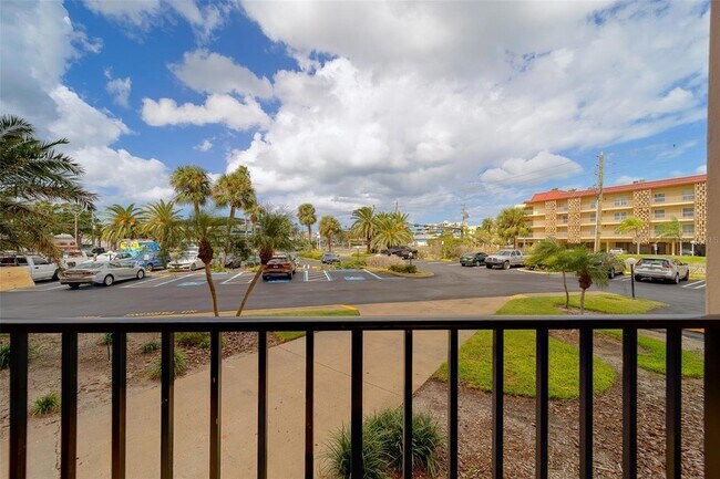 Building Photo - 51 Island Way