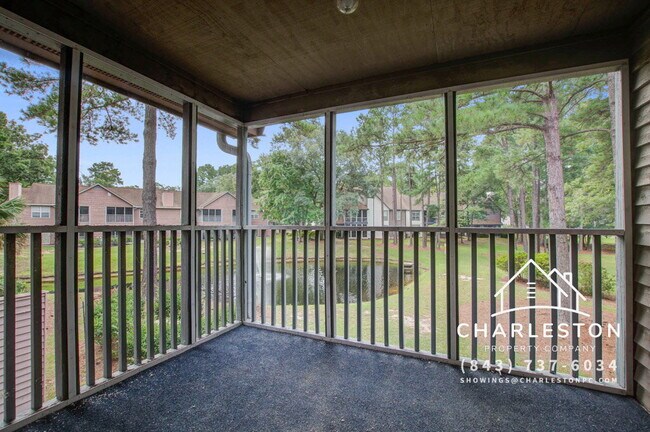 Building Photo - 7945 Timbercreek Ln