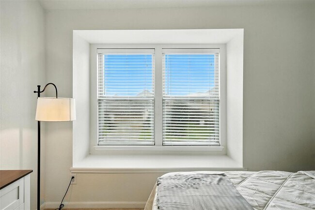 Building Photo - 15410 Rosehill Summit Ln