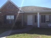 Building Photo - Beautiful 3/2 in bay St. Louis, MS