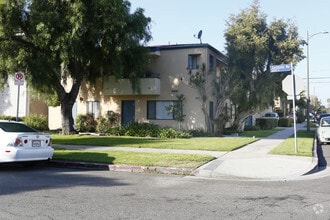 Building Photo - 3601 Jasmine Ave