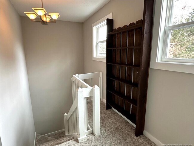 Building Photo - 304 Rangoon Ct