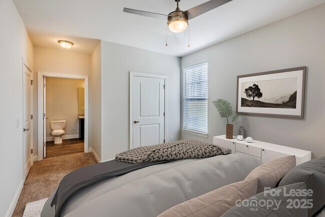 Building Photo - 12509 Crown Park Ct