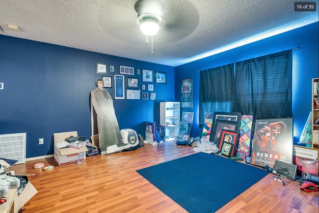 Building Photo - 4510 Lake Haven Dr