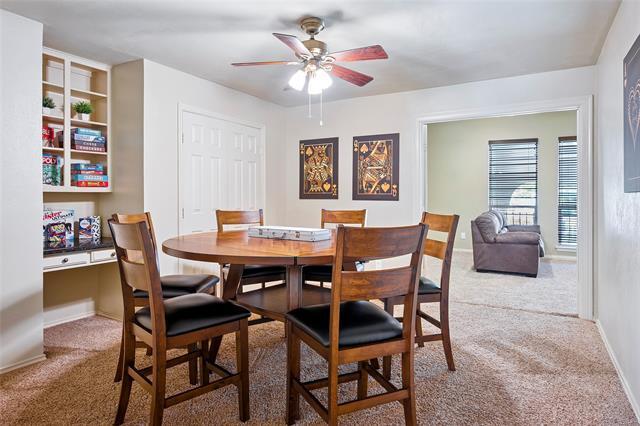 Building Photo - 2309 Parker Rd