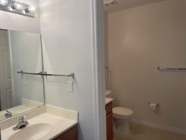 Building Photo - 2611 Gala Rd N