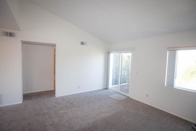 Building Photo - 34120 Selva Rd