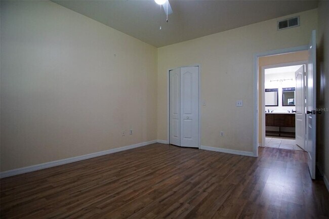 Building Photo - 5004 Mangrove Alley