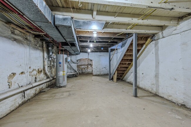 Building Photo - 2 bedroom one bath townhouse in Wilmington