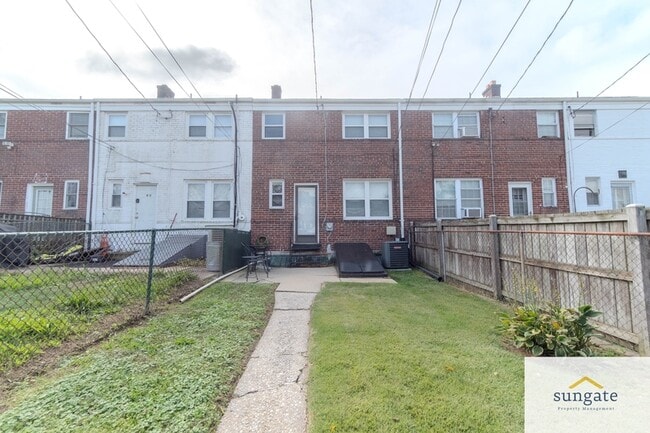 Building Photo - 258 Ridge Ave