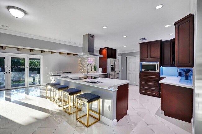 Building Photo - 1804 SW 102nd Ct