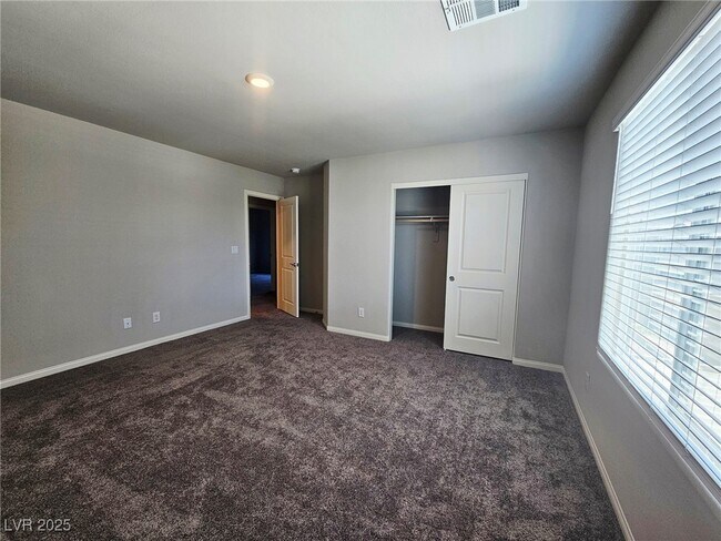 Building Photo - 7497 Blue Lotus Ave