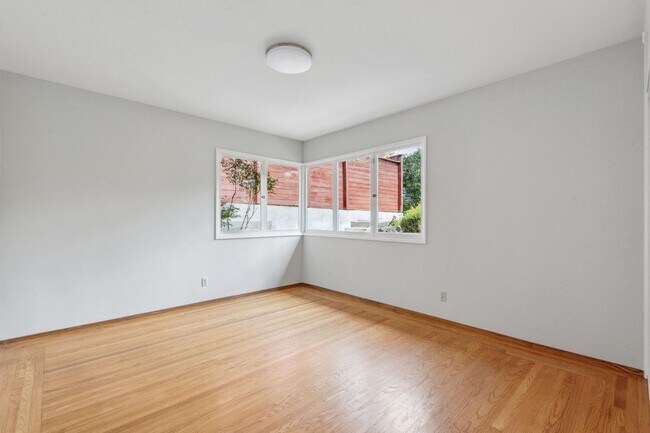 Building Photo - 5960 McAndrew Dr
