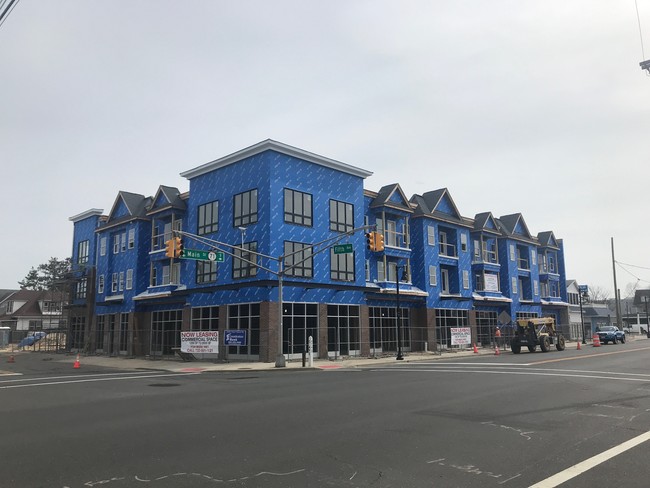Building Photo - Fifth Avenue Flats