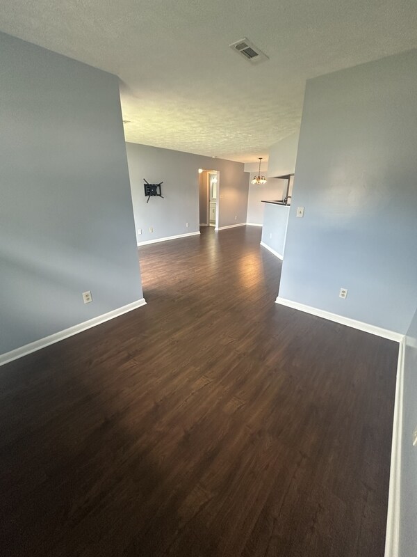 Building Photo - 1150 Tollis Pkwy