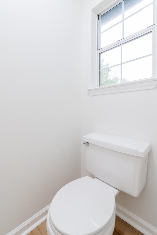 Building Photo - 8413 Woodford Bridge Dr