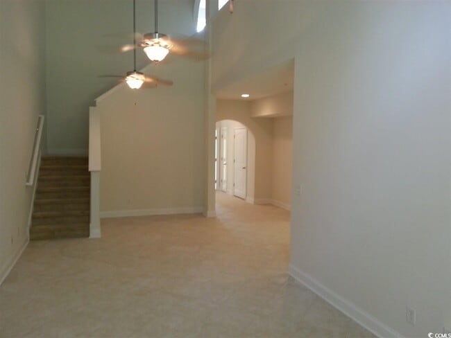 Building Photo - 140 Villa Grande St