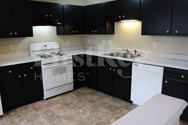 Building Photo - 5826 Emmert Way