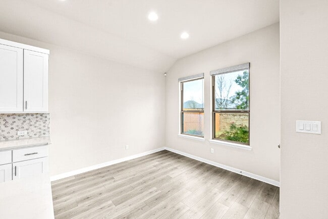 Building Photo - Spacious Comfort Meets Everyday Luxury in This Beautiful One Story