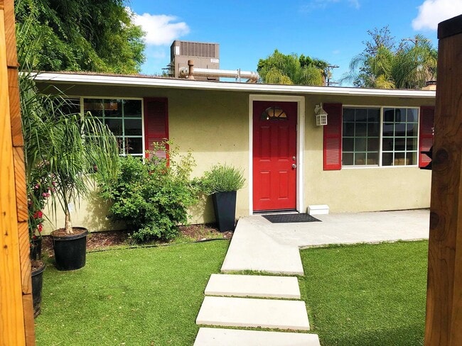 Primary Photo - 5556 Capistrano Ave