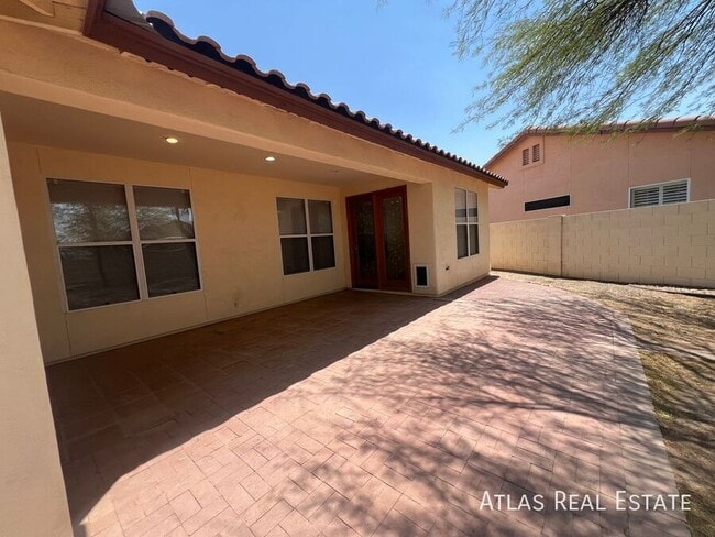 Building Photo - 9991 N High Meadow Trail