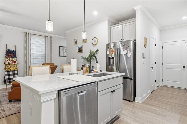 Building Photo - 721 Stickley Oak Way