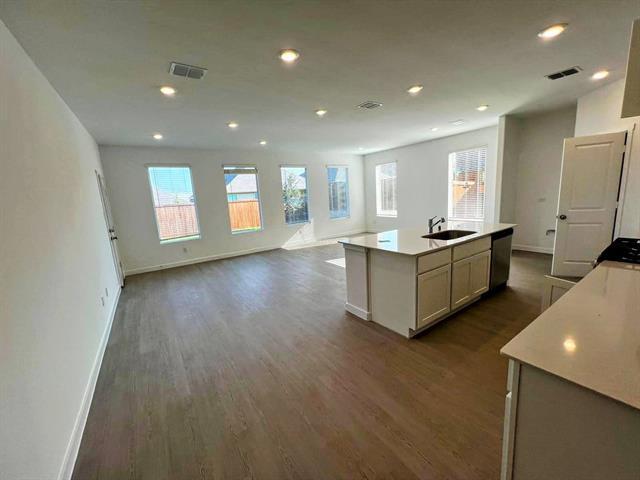 Building Photo - 10009 Warlander Dr