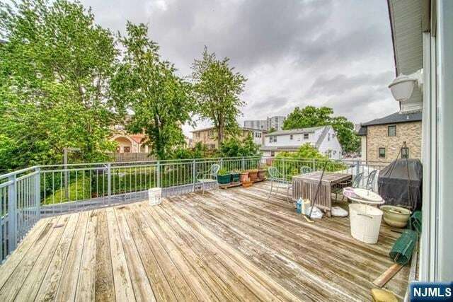 Building Photo - 1605 Center Ave