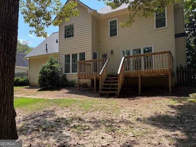 Building Photo - 6221 Woodlore Dr NW