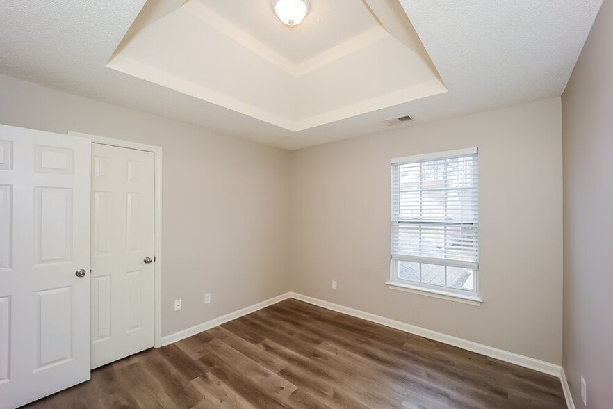 Building Photo - 346 Haverhill Ln