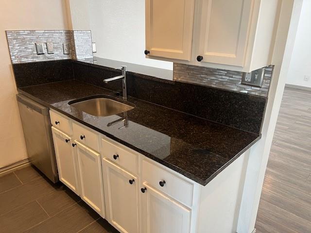 Building Photo - 2800 Douglas Ave