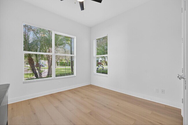 Building Photo - 4029 Faraday Wy