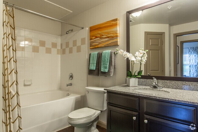 1 BR, 1 BA - 723 SF - West Creek Apartments