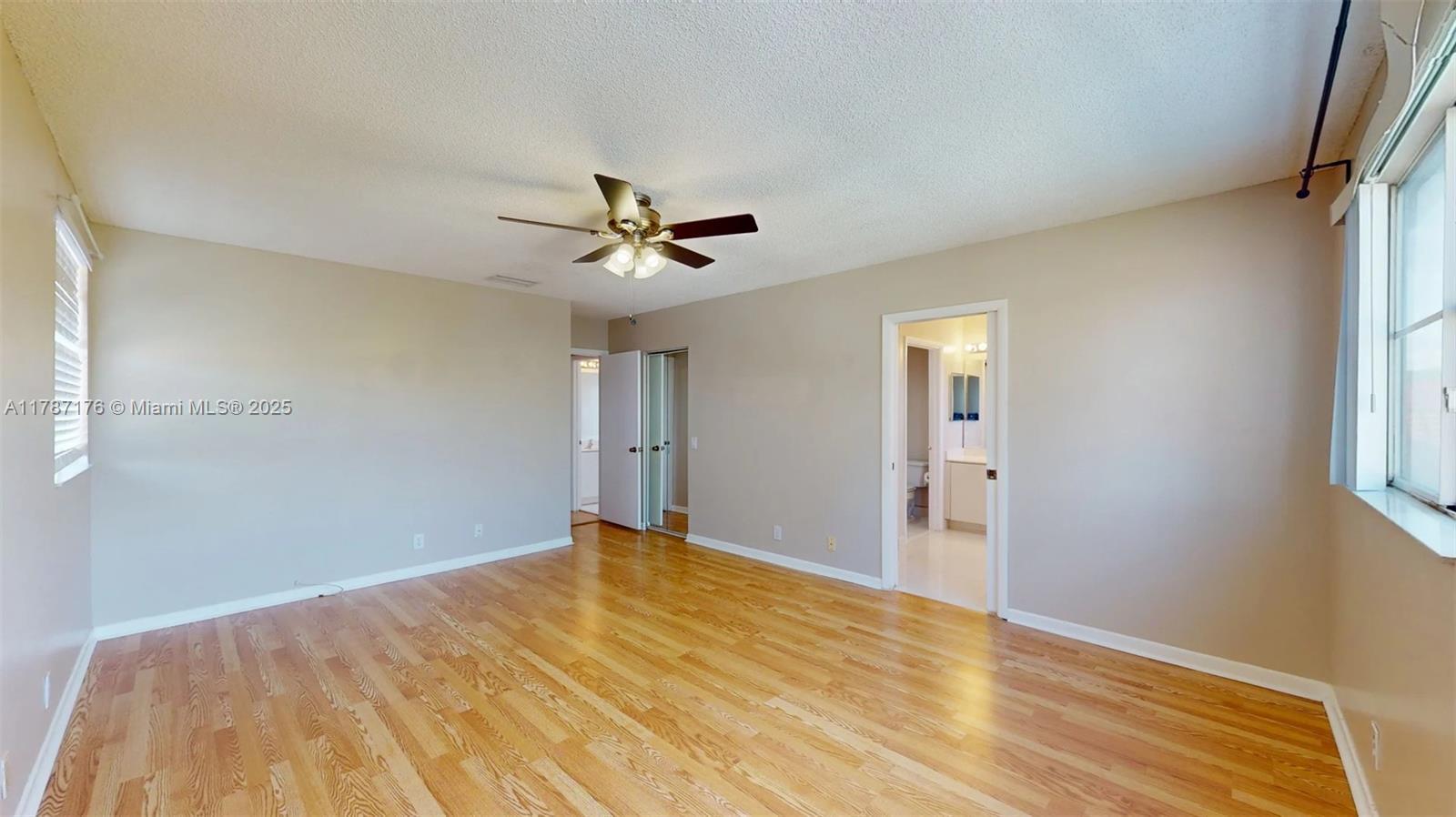 Building Photo - 582 Carrington Ln