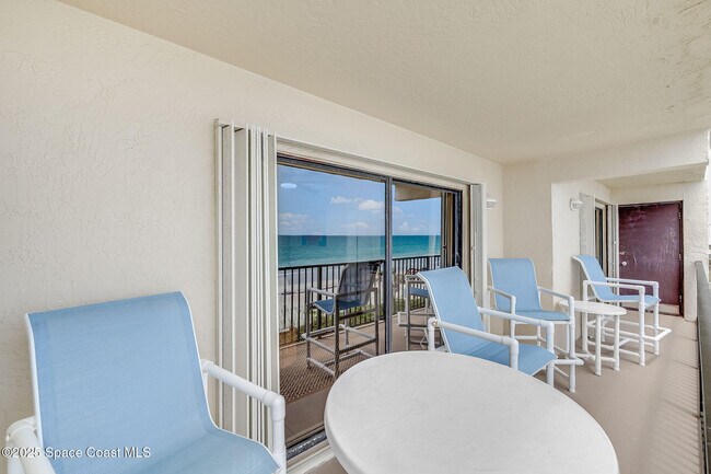 Building Photo - 1465 Jimmy Buffett Mem Hwy