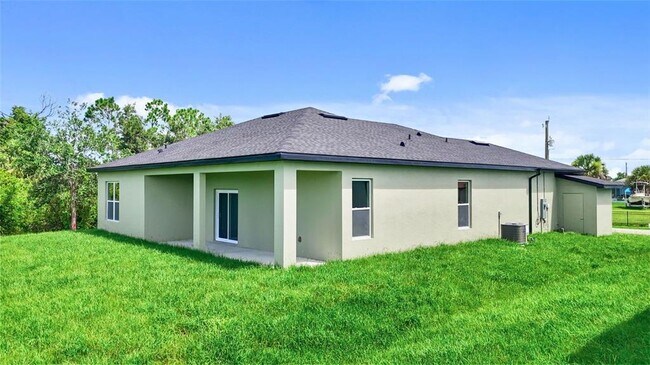 Building Photo - 13647 Begonia Cir