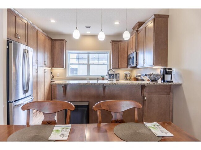 Building Photo - 2980 Clover Ridge Dr