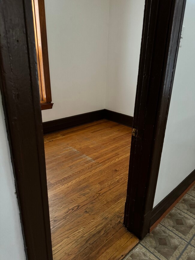 Building Photo - 2722 W Haddon Ave