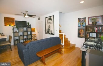 Building Photo - 209 W Wildey St