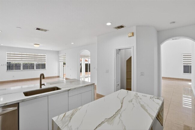 Building Photo - 15051 SW 18th Terrace