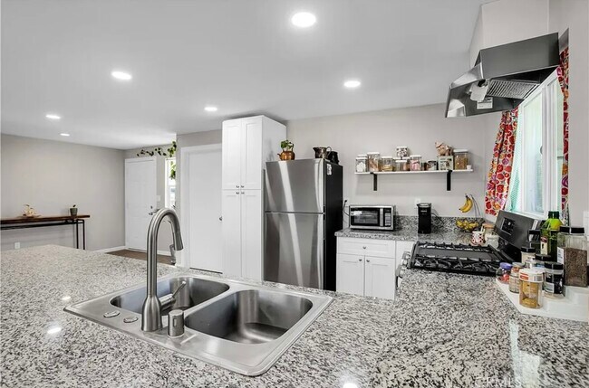 Building Photo - 7625 Borrego Trl