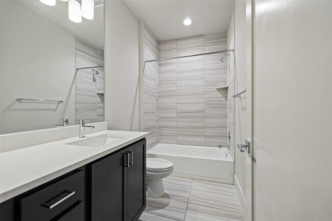 Building Photo - 5202 Pink Poppy Pass