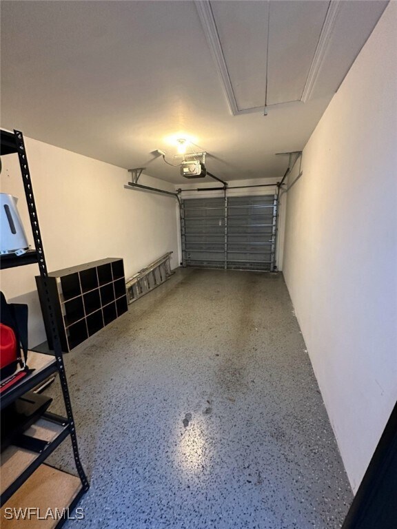 Building Photo - 4910 Cougar Ct N